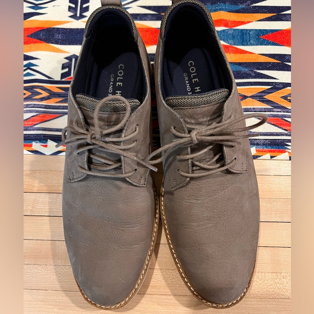 Cole Haan Grand 360, size 9.5 Men’s dress shoe.